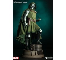 Marvel Premium Format Figure Dr Doom 60 cm